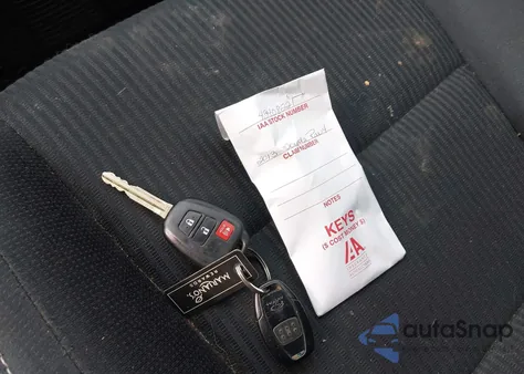 2013 Toyota Rav4 Xle from USA, damaged, VIN 2T3RFREV2DW060698